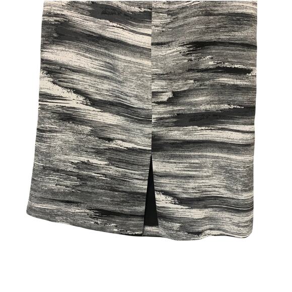 H Halston Abstract Mirrored Print Gray White Front Slit Pencil Skirt Lined 4 - Picture 7 of 12